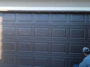 garage_door_painting_service